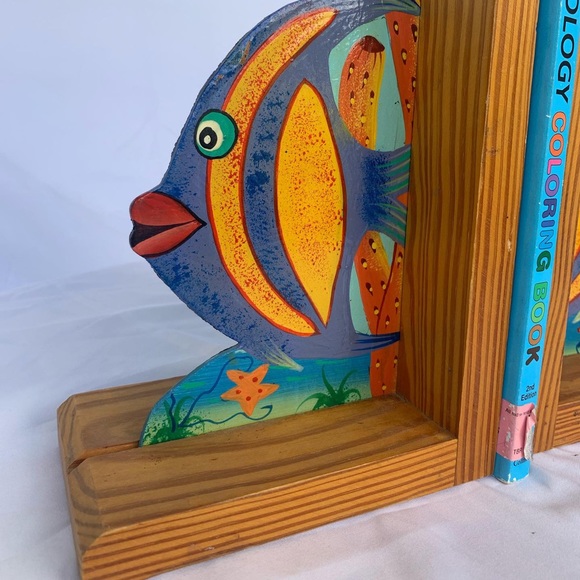 Wooden Fish Book End Set - Picture 2 of 5